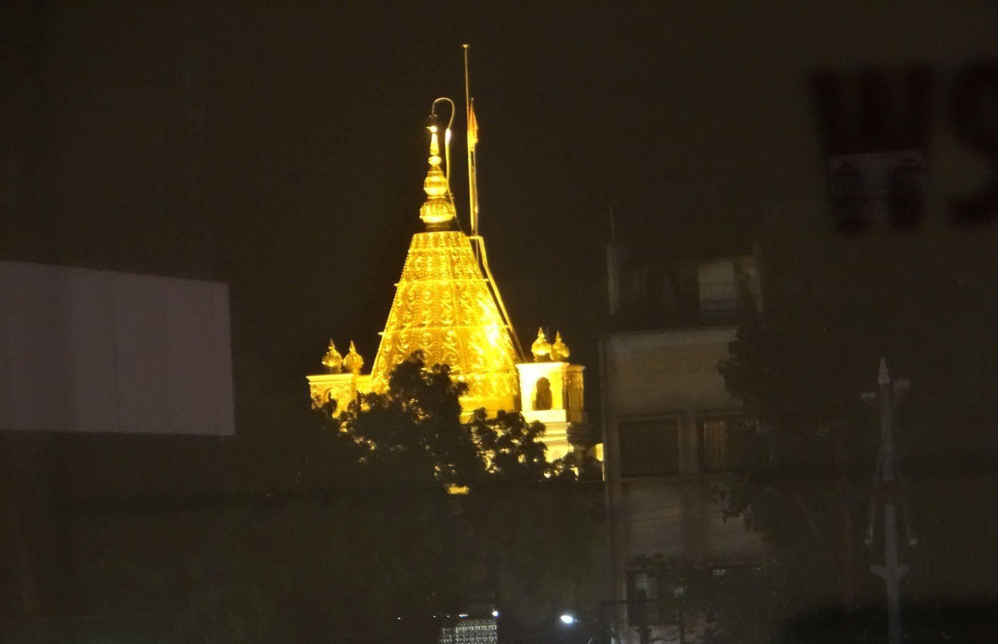The Temple View Hotel Shirdi Exterior photo