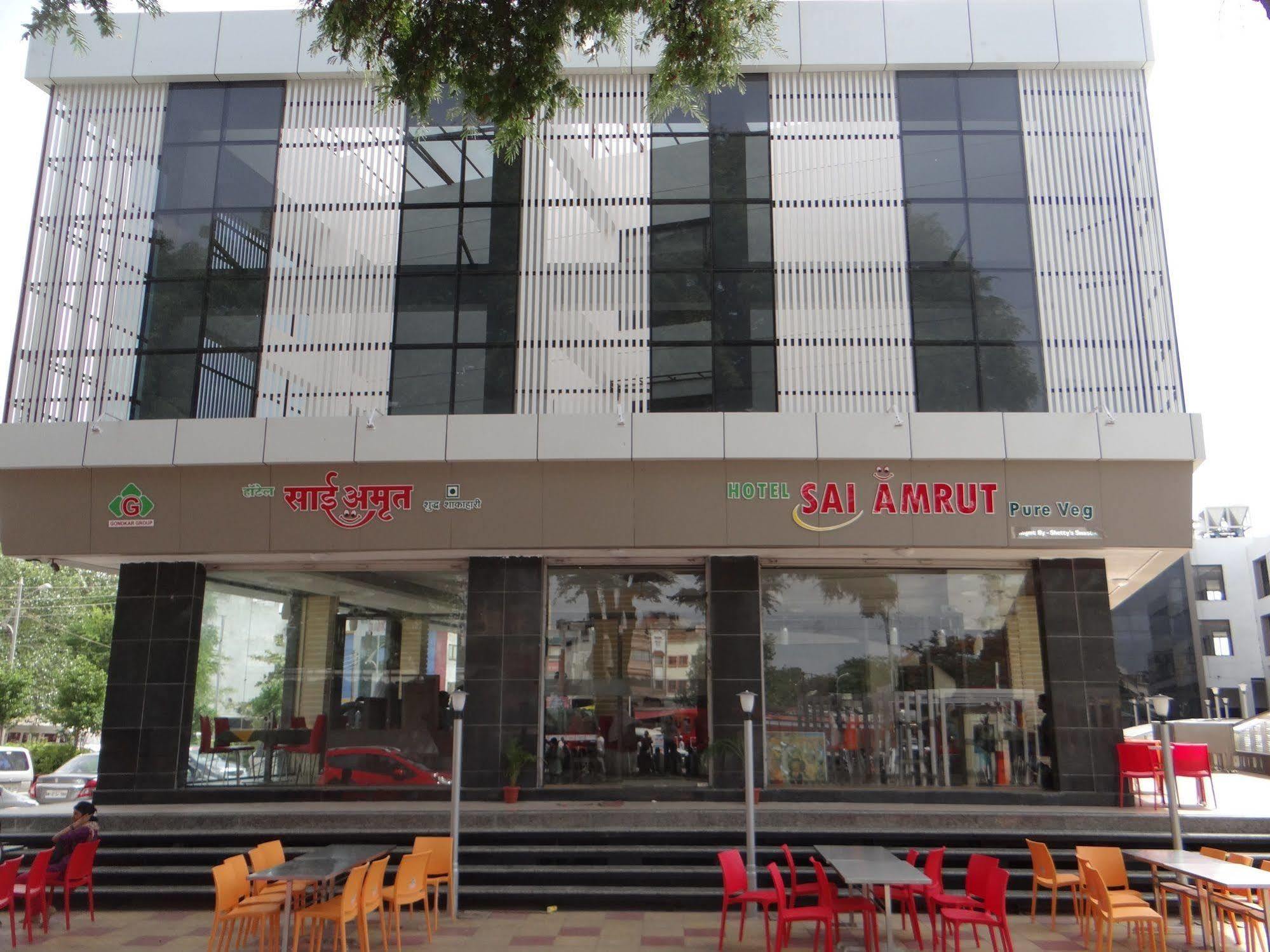 The Temple View Hotel Shirdi Exterior photo